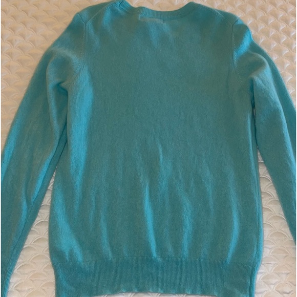 Tahari 100% cashmere sweater - Picture 3 of 10